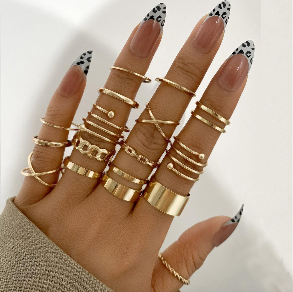 Damen Schmuckring-Set mit vielfältigen, modernen Designs Shop Nory