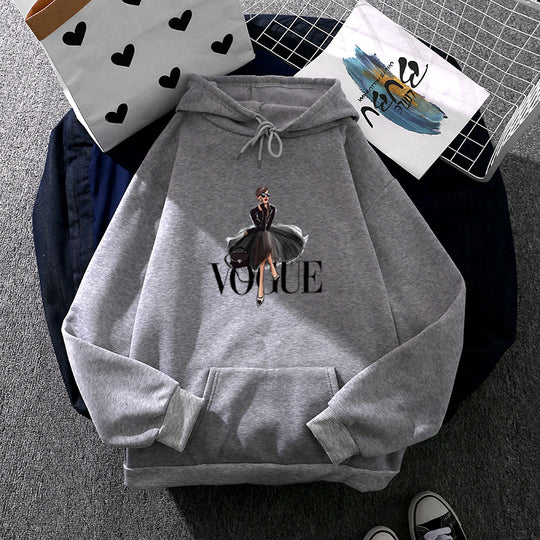 Damen nan modischer Kapuzenpullover mit Fashion-Illustration, geräumiger Eingrifftasche und kuscheligem Fleece Shop Nory