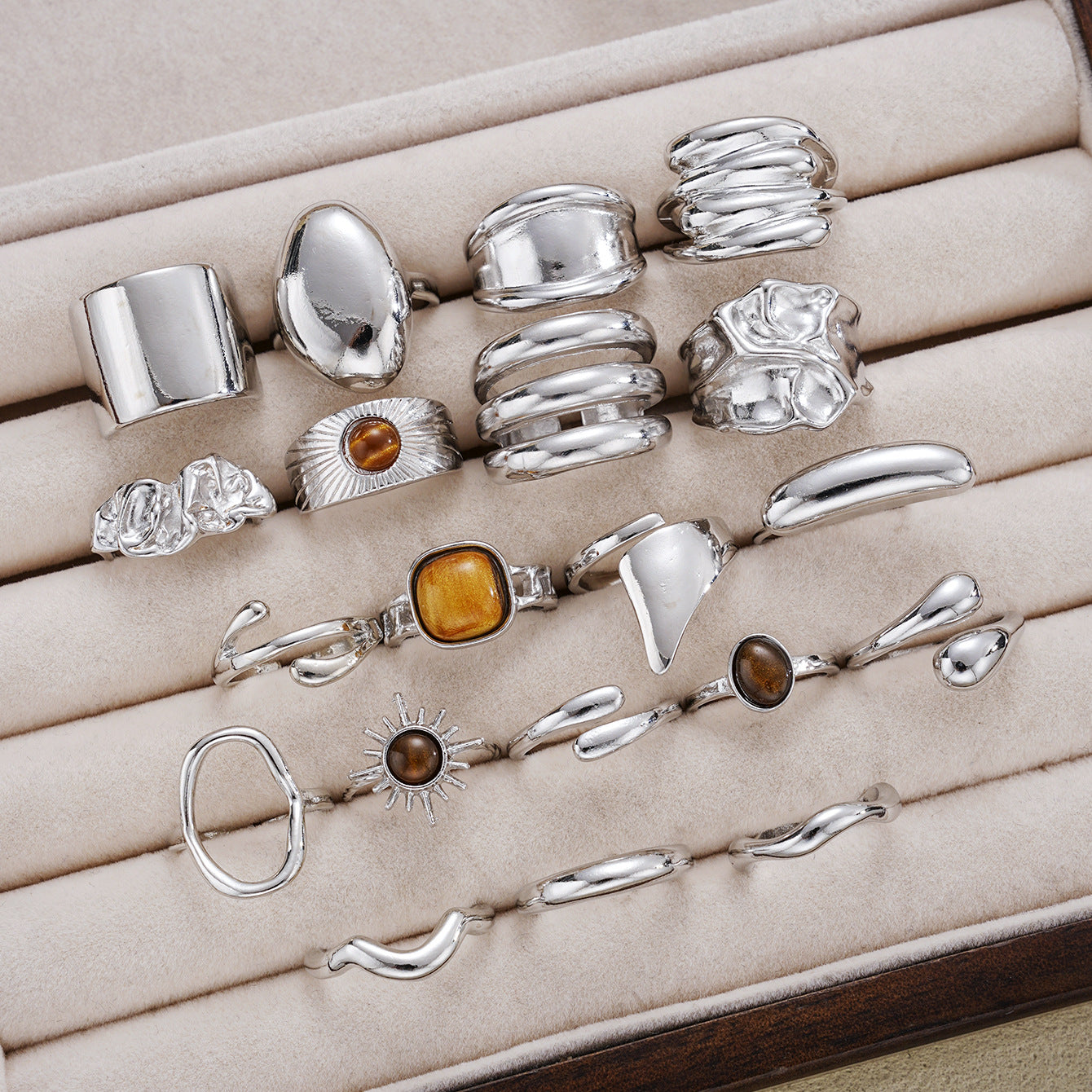 Damen Ring-Set mit kreativem skulpturalem Design Shop Nory