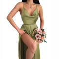 Damen Hochzeitskleid mit elegantem V-Ausschnitt und fließendem Rock