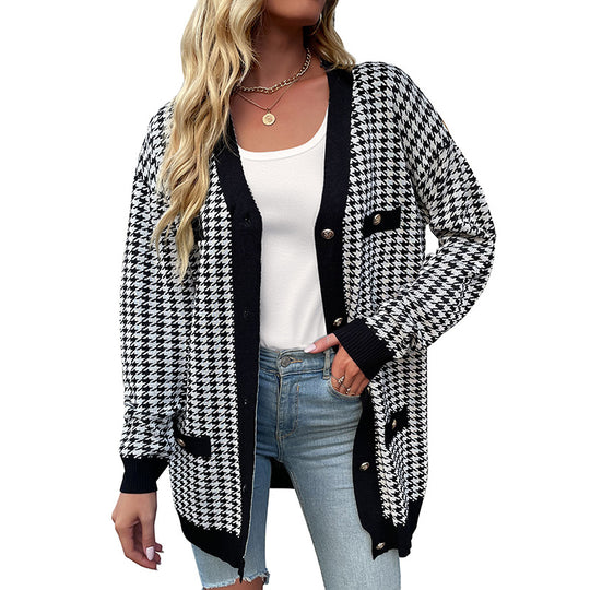 Damen Oversized Strickcardigan mit Hahnentritt-Muster und goldenen Zierknöpfen Shop Nory
