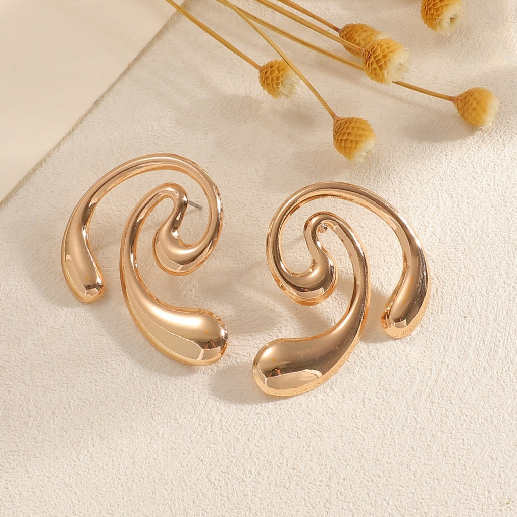 Damen Ohrringe mit modernem, skulpturalem Design Shop Nory