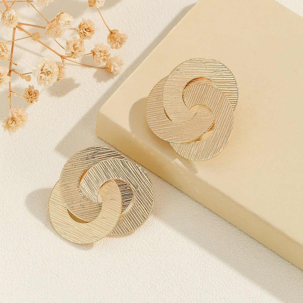 Damen Ohrringe mit kunstvollem Knoten-Design Shop Nory