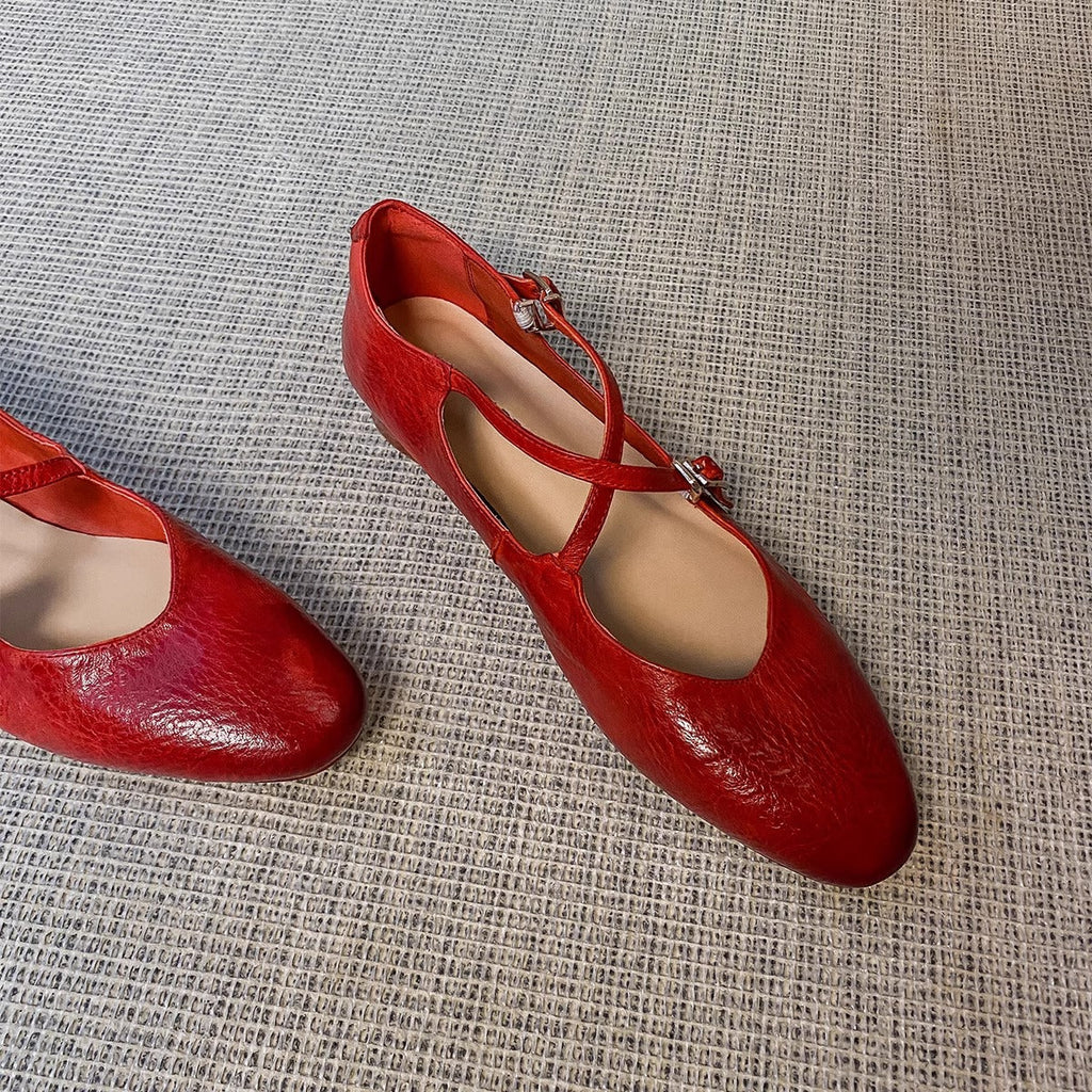 Damen Ballerinas mit kreuzförmigem Riemen und eleganter Spitze