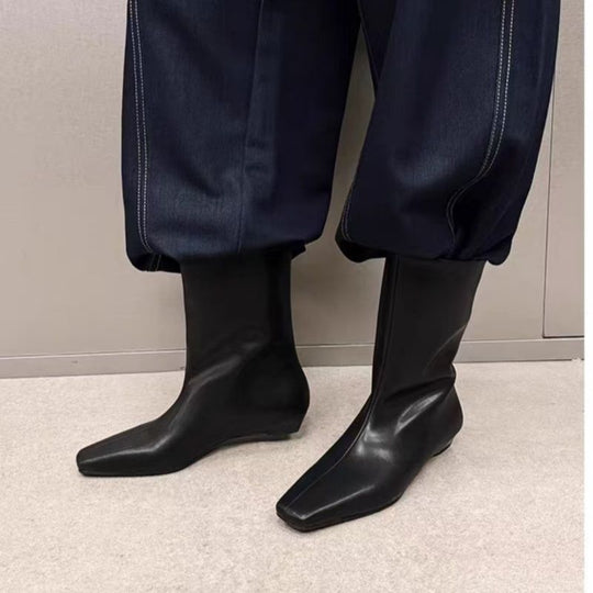 Damen Weiche kniehohe Slouch-Boots mit spitzer Zehenform und ergonomischer Flachsohle Shop Nory