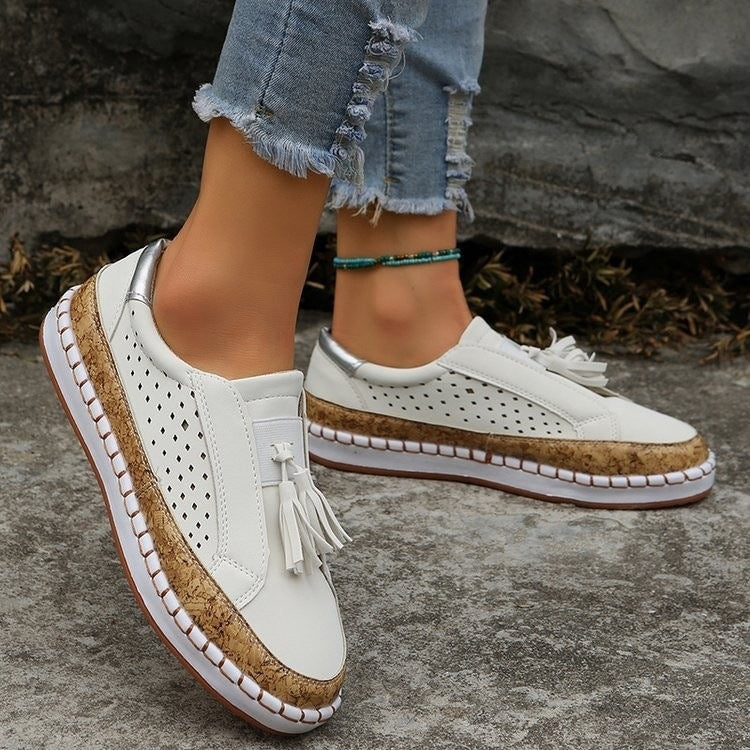 Damen Slip-On Keil-Sneaker mit Kork-Plateau, Quasten und perforiertem Obermaterial Shop Nory