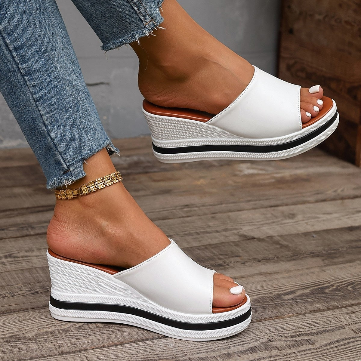 Damen Plattform-Pantoletten mit elegantem Design und offenem Schnitt Shopnory