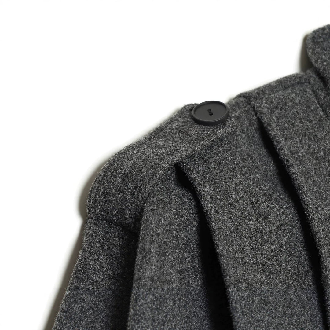Damen Cropped Cape-Jacke mit hohem Stehkragen, Schulterriegeln und durchgehender Knopfleiste Shop Nory