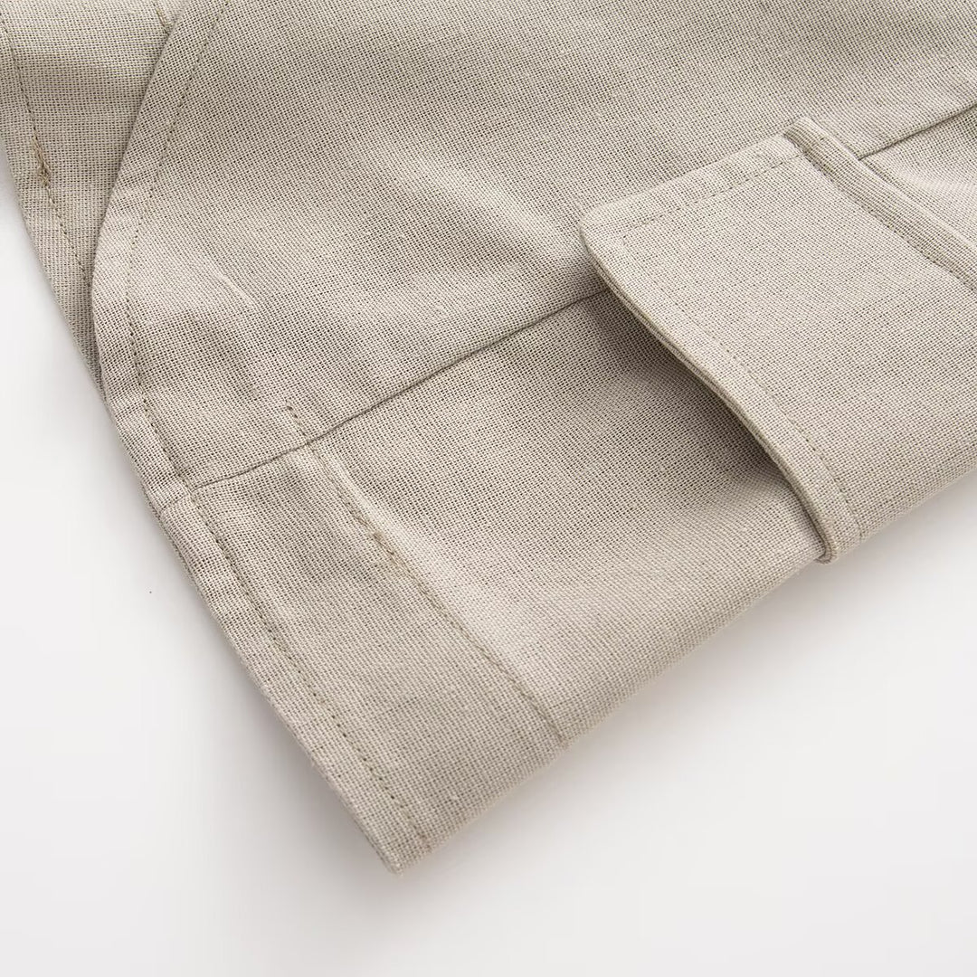 Damen Taillierter Stehkragen-Blazer mit dekorativen Metallknöpfen Shop Nory