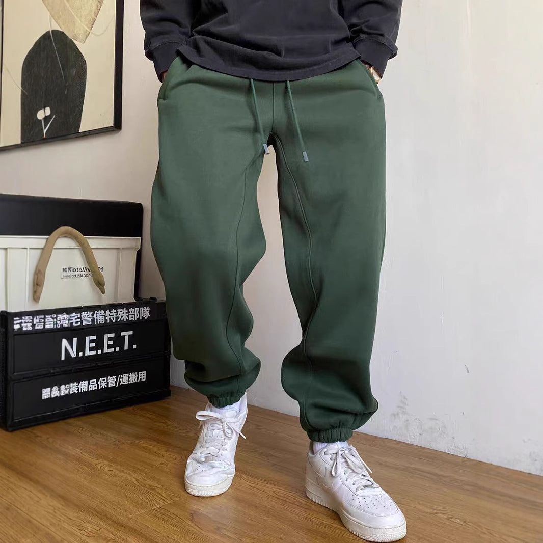 Herren nan tapered Jogginghose mit markanter Schrittnaht Kordelzug und elastischen Knöchelbündchen Shop Nory