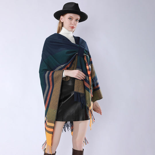 Damen Oversize‑Poncho‑Überwurf mit Tunnelzug, Karomuster und Fransensaum Shop Nory