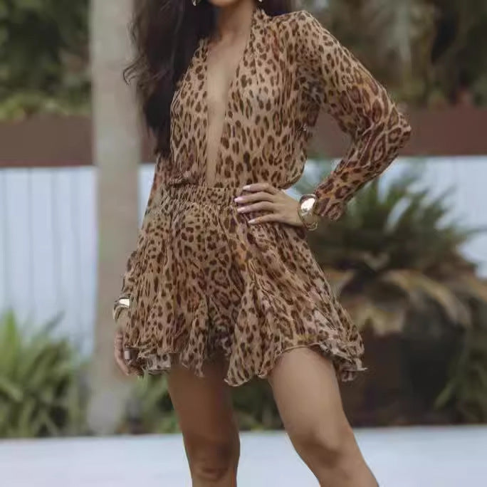 Damen Kurzarmkleid mit Leopardenmuster und fließendem Saum Shopnory