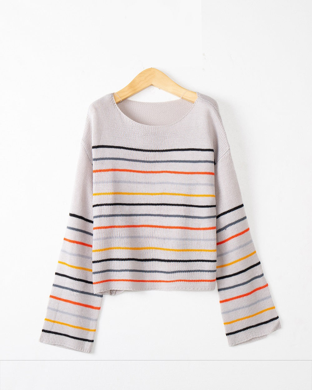 Damen Kurzgeschnittener Feinstrick-Pullover mit Rundhalsausschnitt, mehrfarbigen Horizontalstreifen und überschnittenen Schultern Shop Nory