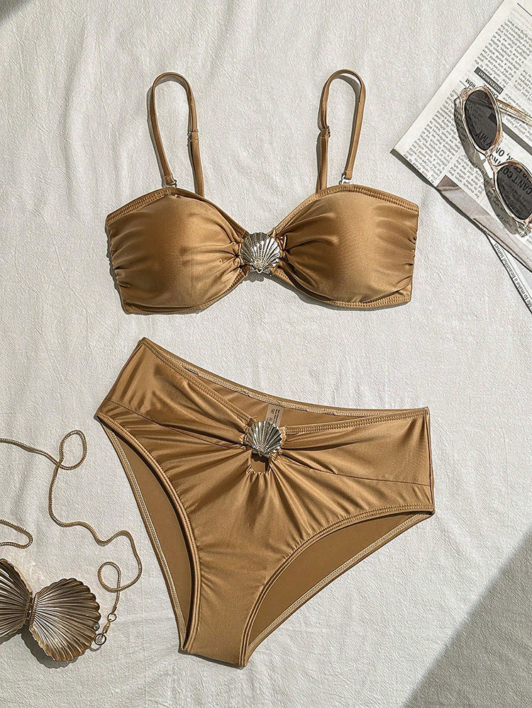 Damen Eleganter Bandeau-Bikini mit schimmernden Muschel-Details