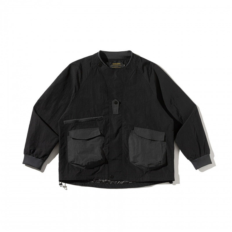 Unisex Kurz geschnittene Boxy-Utility-Überjacke mit Raglanärmeln, aufgesetzten Pattentaschen und Kordelzugsaum Shop Nory