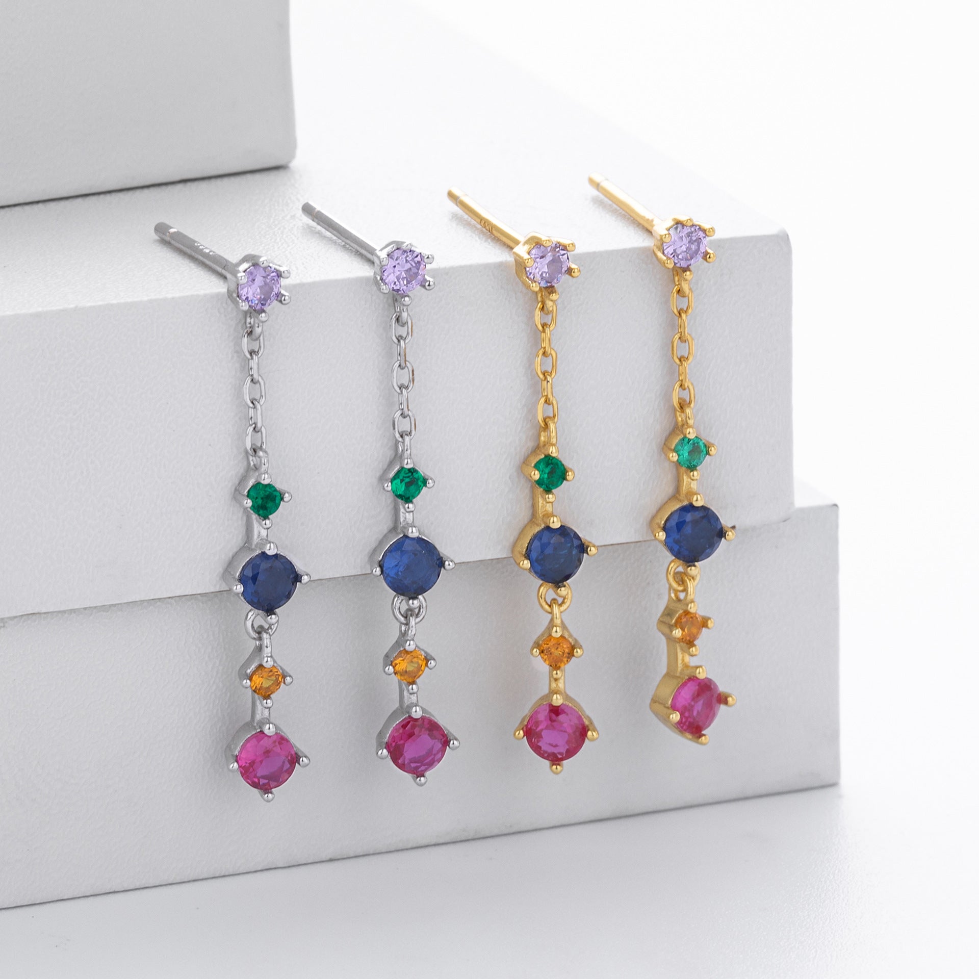 Damen Ohrhänger mit funkelnden Zirkon-Anhängern und elegantem Design Shop Nory