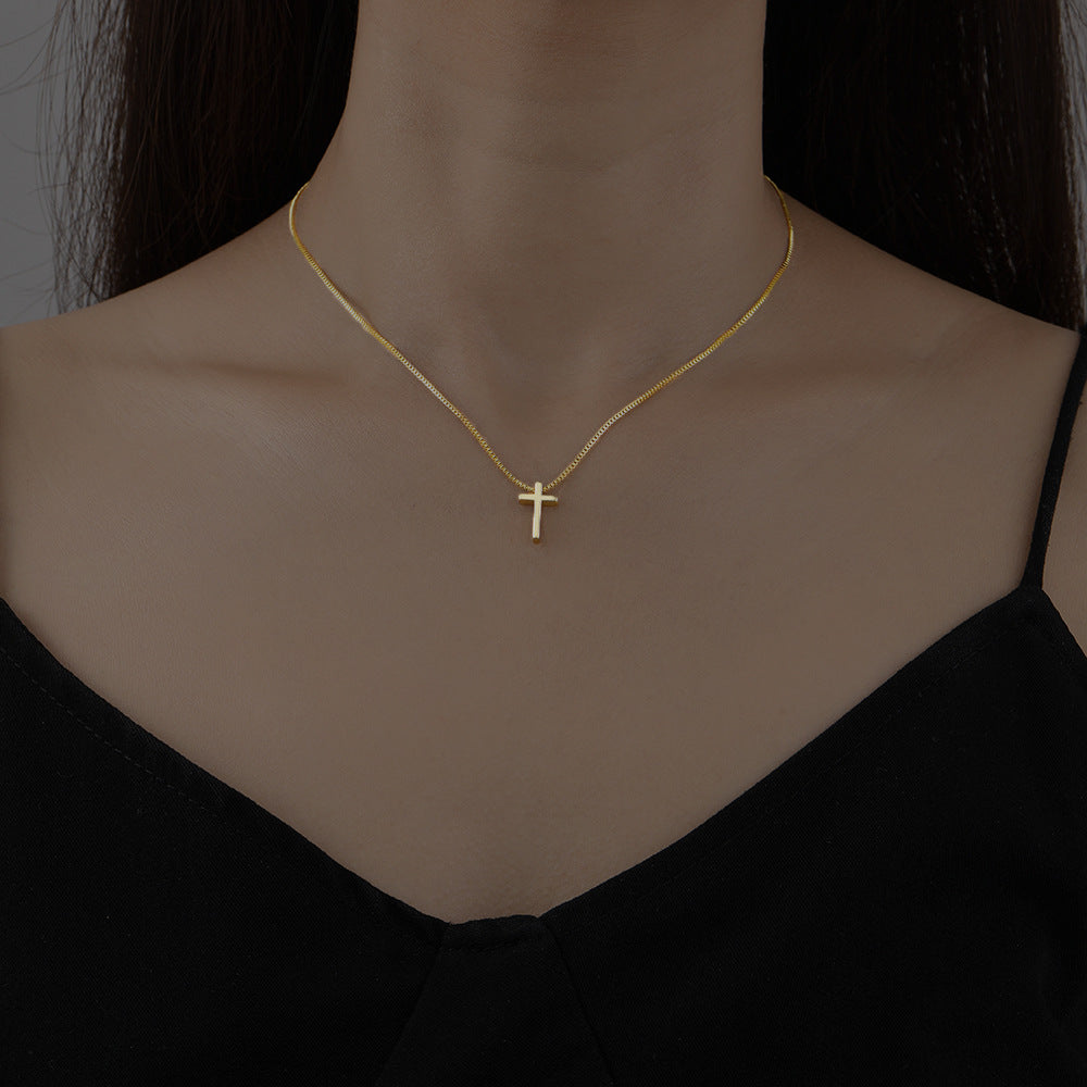Damen Halskette mit elegantem Kreuzanhänger aus hochwertigem Edelstahl Shop Nory