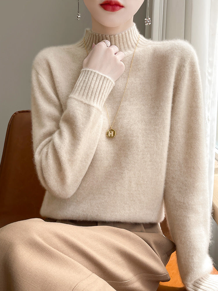 Damen Luxusweicher Midweight-Mockneckpullover aus Angora‑Optik mit feiner Rippe und entspannter Silhouette Shop Nory