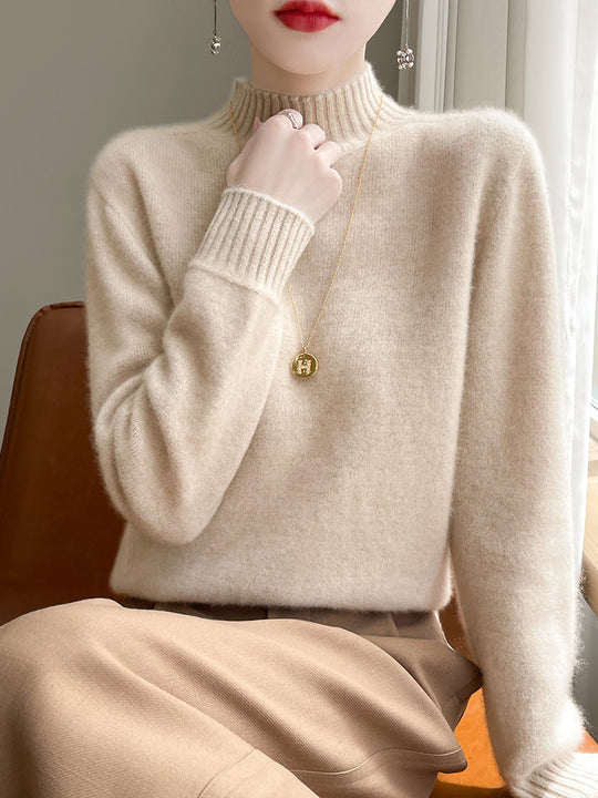 Damen Luxusweicher Midweight-Mockneckpullover aus Angora‑Optik mit feiner Rippe und entspannter Silhouette Shop Nory