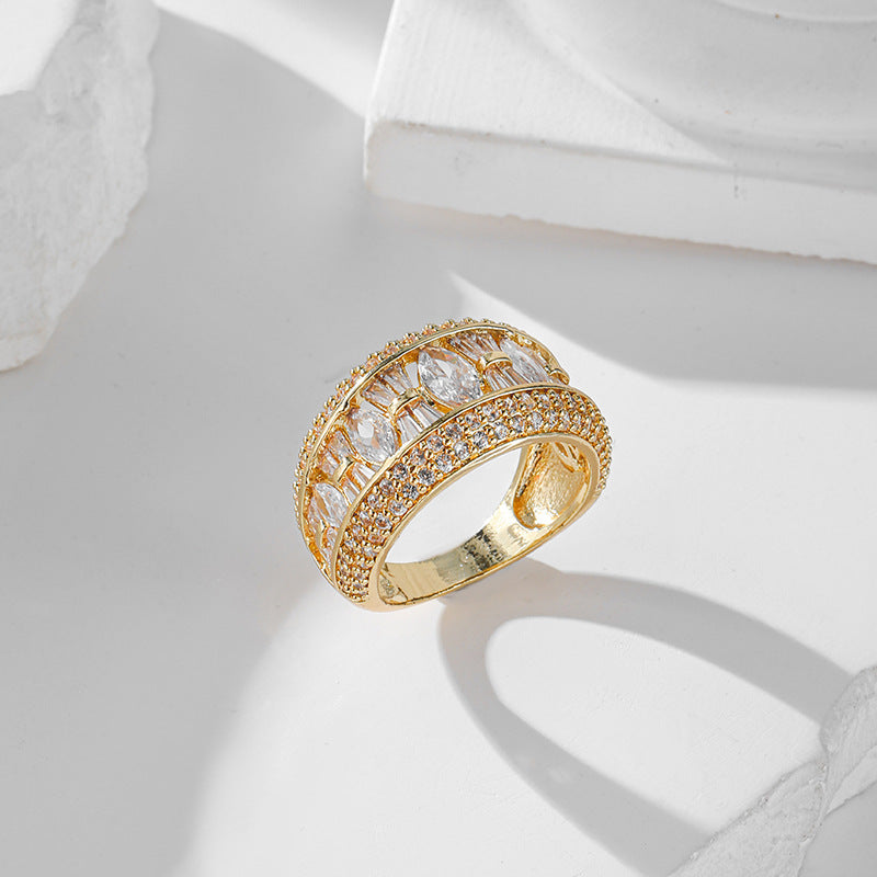 Damen Glänzender Zirkonia-Ring mit filigranen Verzierungen Shop Nory