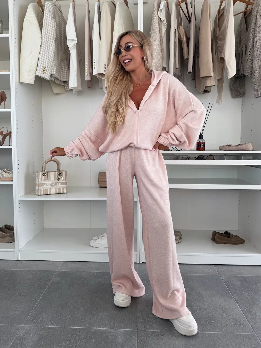 Damen Loungewear-Anzug aus weichem Fleece mit Kapuze und weitem Schnitt Shopnory