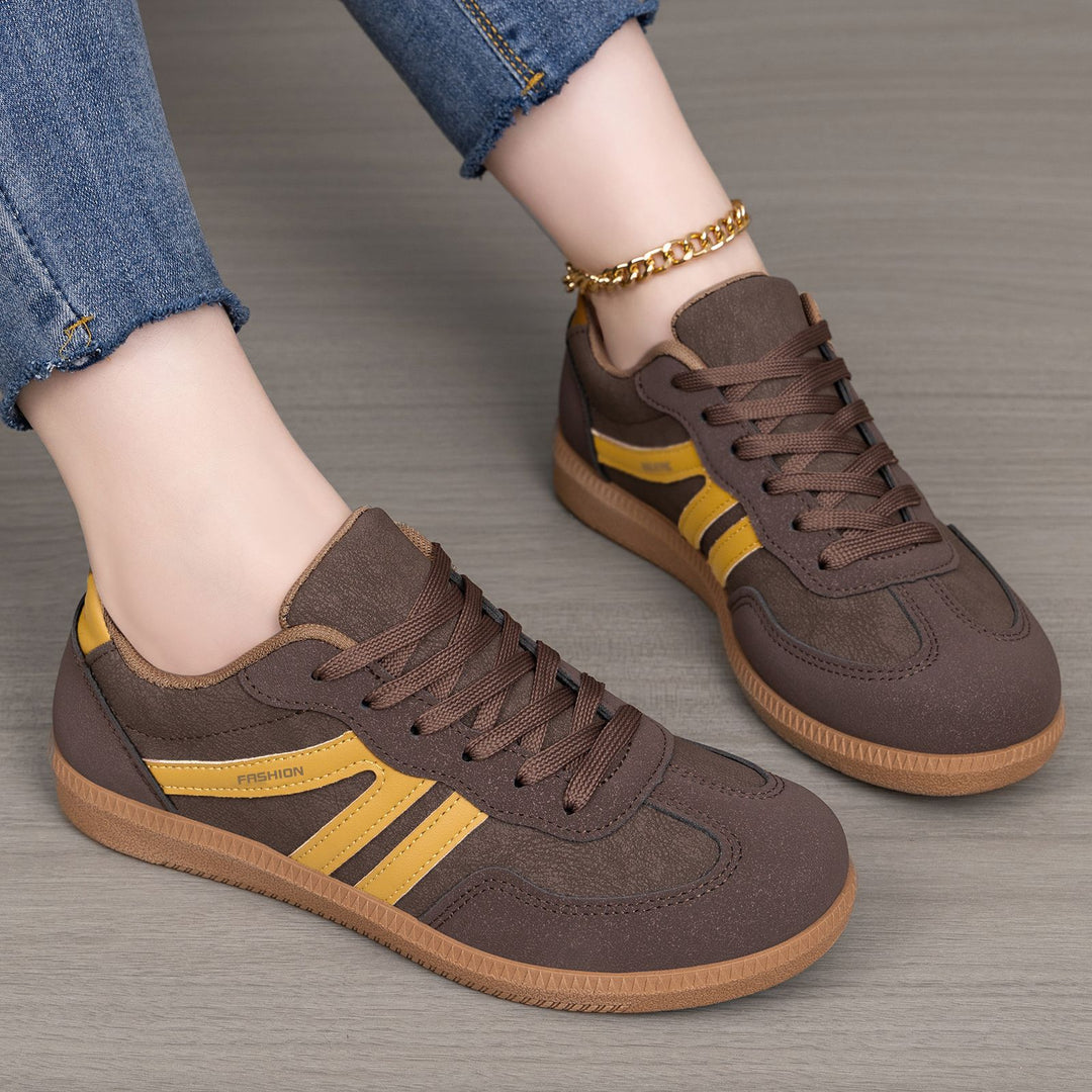 Damen nan retro-inspirierter Low-Top Sneaker mit Velours- und Synthetikbesatz Shop Nory