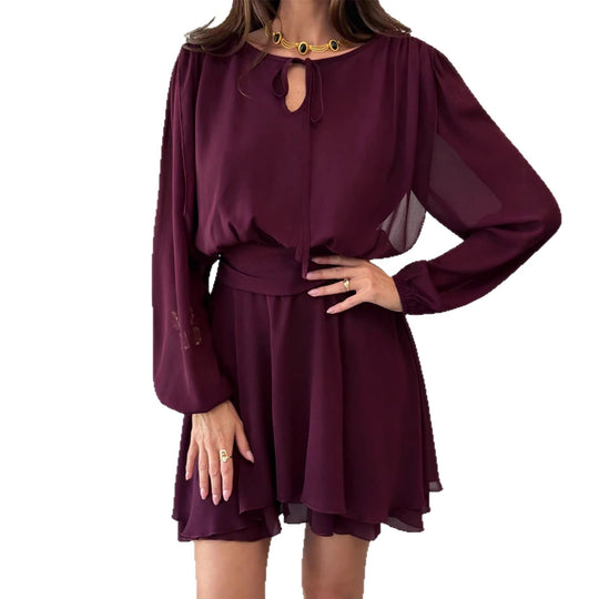 Damen Elegant fließendes Chiffon‑Kleid mit geraffter Taillenpasse, langen Ballonärmeln und Bindekragen Shop Nory