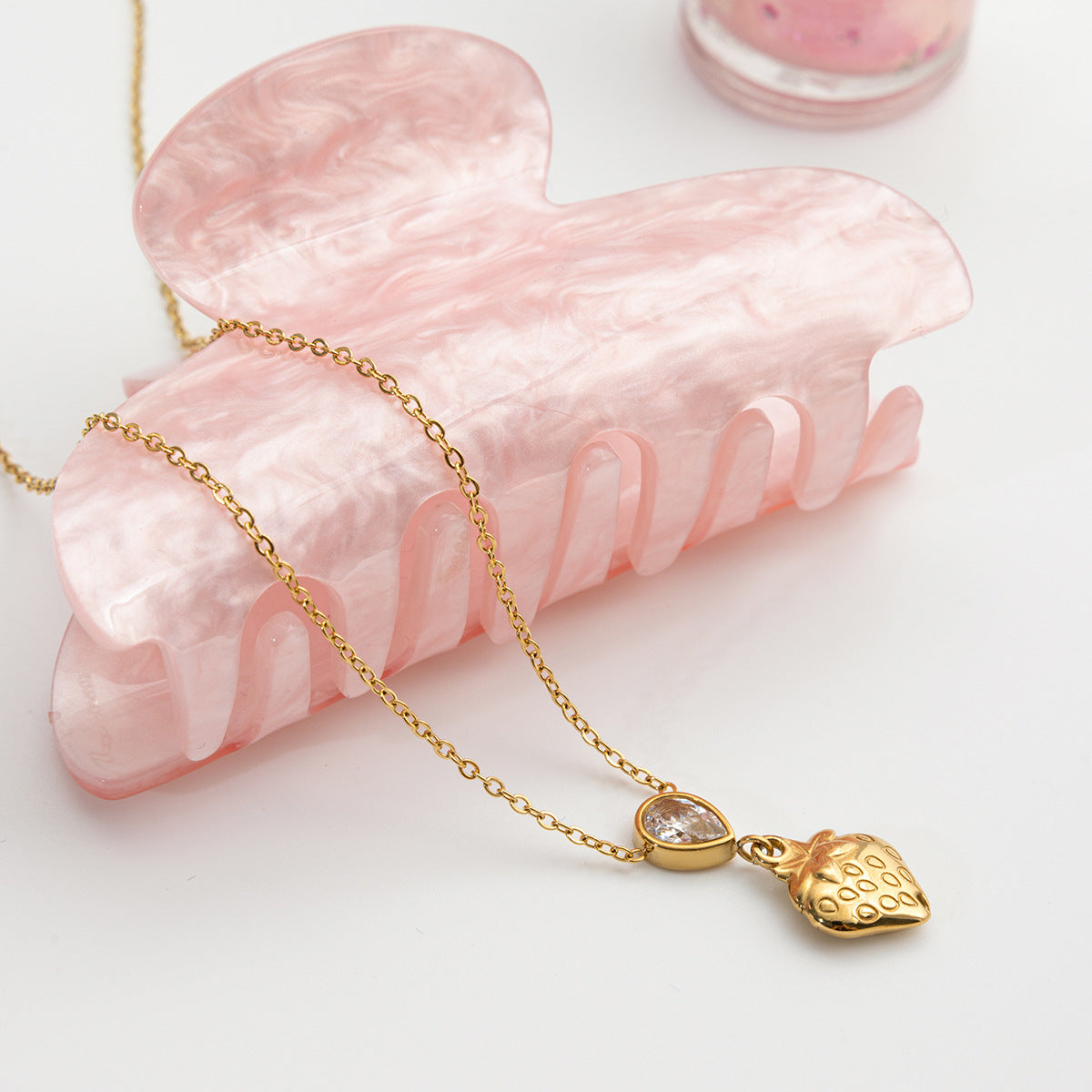 Damen Halskette mit einstellbarer Länge und hypoallergener Edelstahlverarbeitung Shop Nory