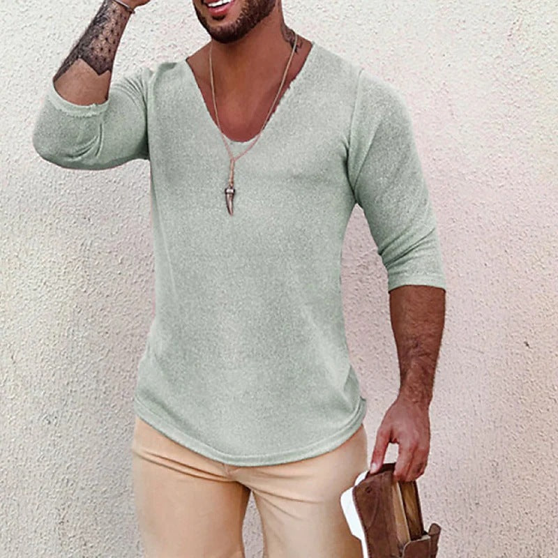 Herren V-Ausschnitt Shirt mit innovativem Strukturdesign