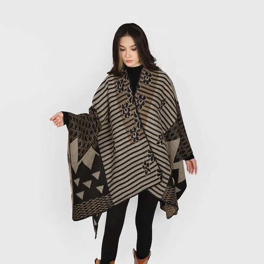 Damen Vielseitiger Strickponcho im Patchwork-Jacquard mit V-Ausschnitt und asymmetrischem Zipfelsaum Shop Nory