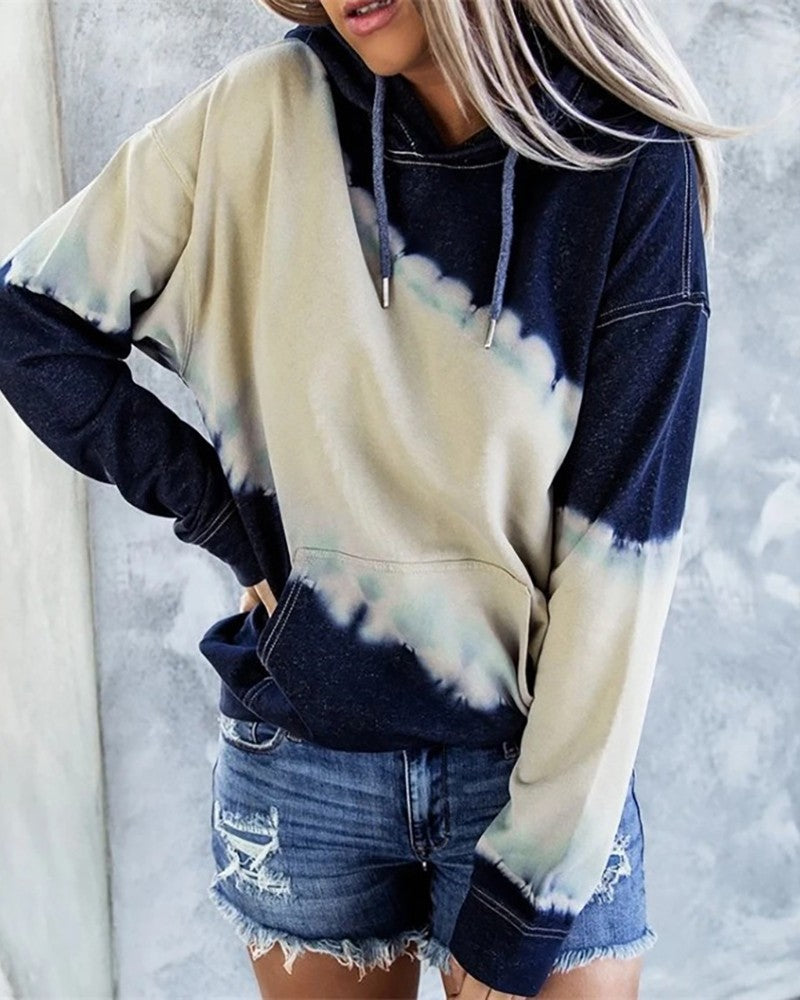 Damen lockerer Hoodie mit tieferem Kragen und einzigartigem Batikdesign