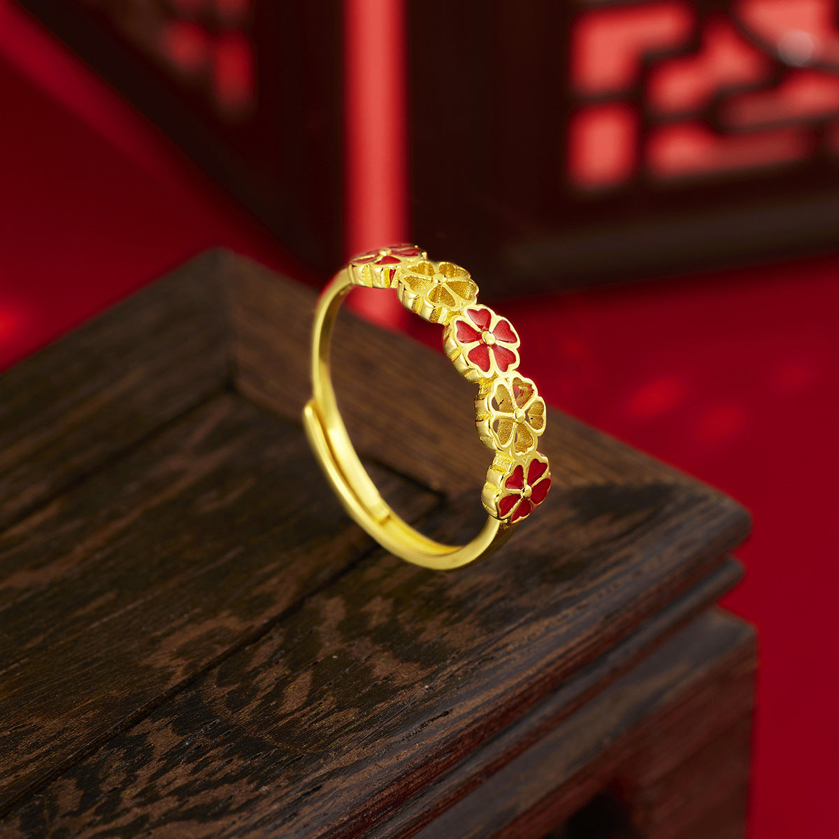 Damen Ring mit floralen Akzenten und modernem Design Shop Nory