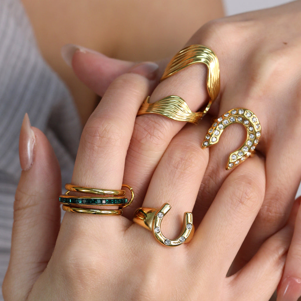 Damen Ring mit funkelnden Zirkonia und elegantem Design Shop Nory