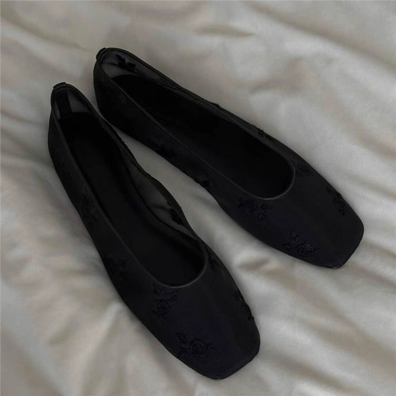 Damen Florale bestickte Ballerina-Slipper mit quadratischer Zehenbox und Mesh-Oberschuh Shop Nory