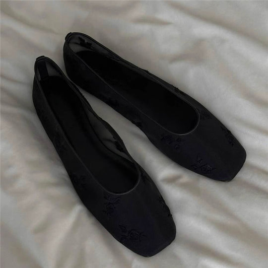 Damen Florale bestickte Ballerina-Slipper mit quadratischer Zehenbox und Mesh-Oberschuh Shop Nory
