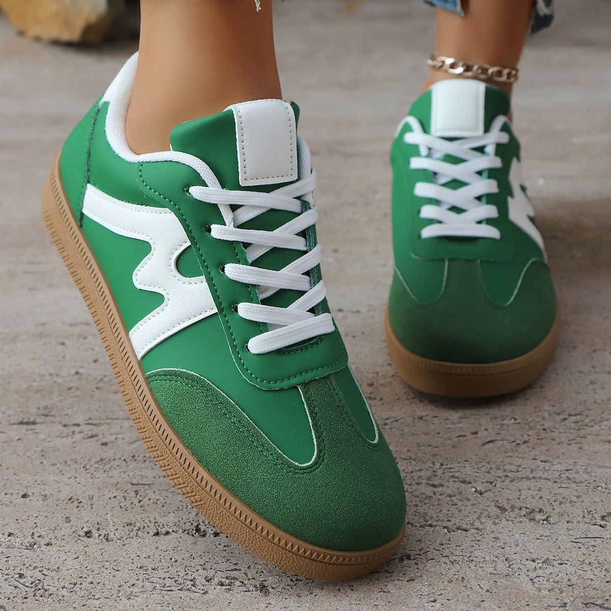 Damen Sneakers im sportlichen Retro-Look mit komfortabler Dämpfung