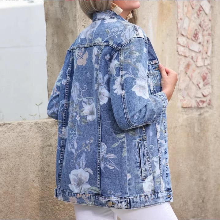 Damen Längere Jeansjacke mit floraler Allover-Print, Brust-Pattentaschen und lässiger Oversize-Passform Shop Nory