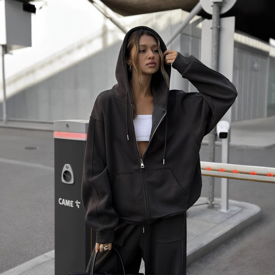 Damen oversized Kapuzenjacke mit Reißverschluss und lässiger Cargo-Loungehose Shop Nory