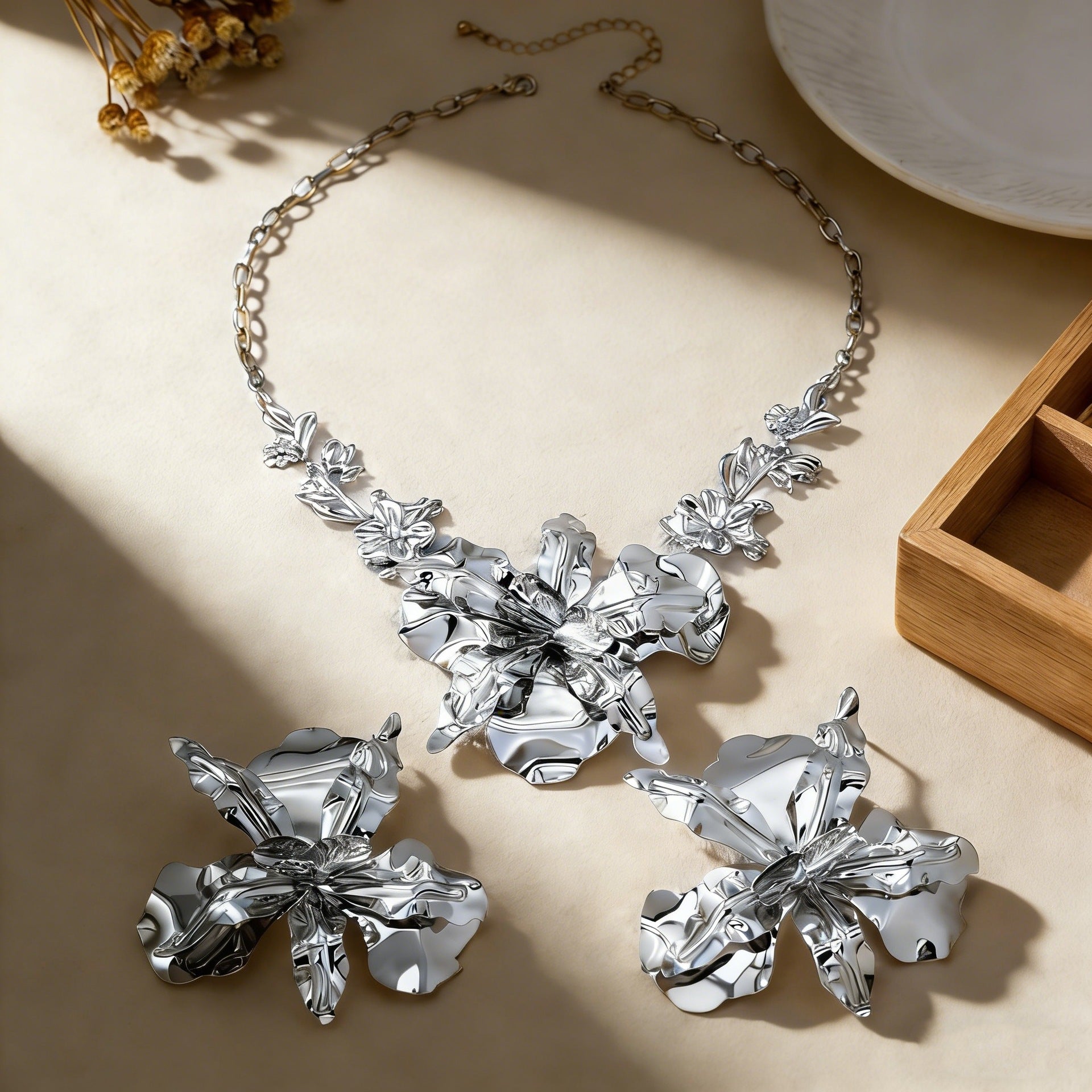 Damen Schmuckset mit kunstvollen Blumenmotiven Shop Nory