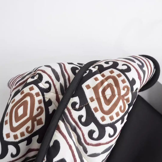 Damen Gesteppte Kimono-Jacke mit Ethno-Print, Kontrastpaspel und aufgesetzten Taschen Shop Nory