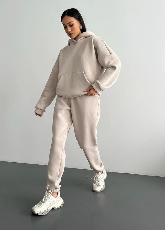 Damen nan zweiteiliges Komfort-Loungewear-Set mit oversized Kapuzenpullover, Kängurutasche und elastischem Knöchel-Jogger aus French Terry Shop Nory