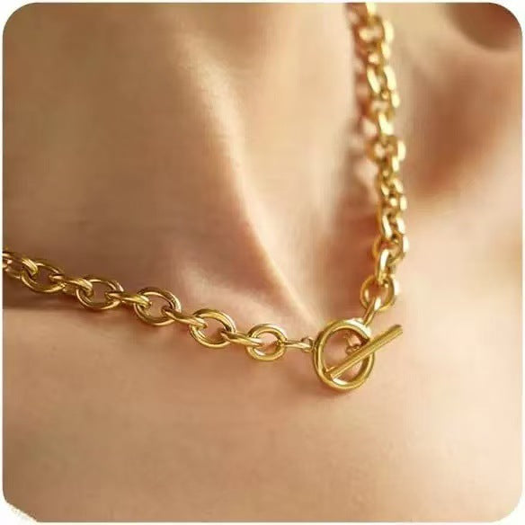 Damen Halskette mit modernem Toggle-Verschluss und robustem Gliederketten-Design Shop Nory