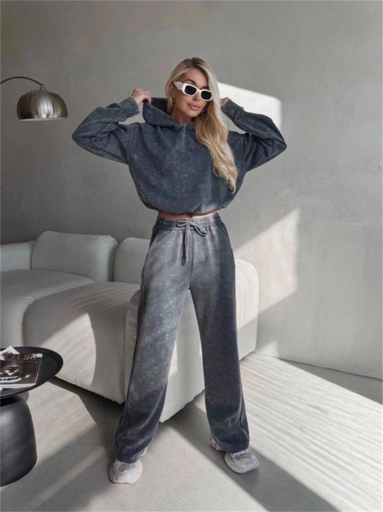 Damen kurz geschnittenes Kapuzenhoodie und hoch geschnittene Jogginghose Set Shop Nory