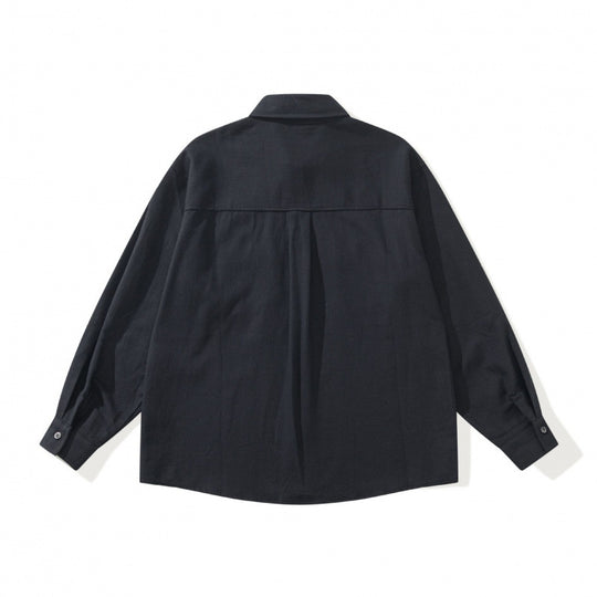Unisex Boxy-Overshirtjacke im Utility‑Stil mit aufgesetzten Klappentaschen und Hemdkragen Shop Nory