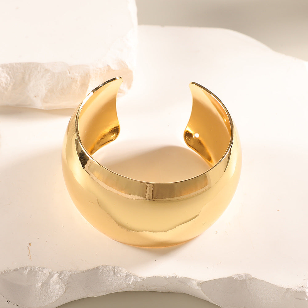 Damen Offener Armreif mit kunstvollem Reliefdesign Shop Nory