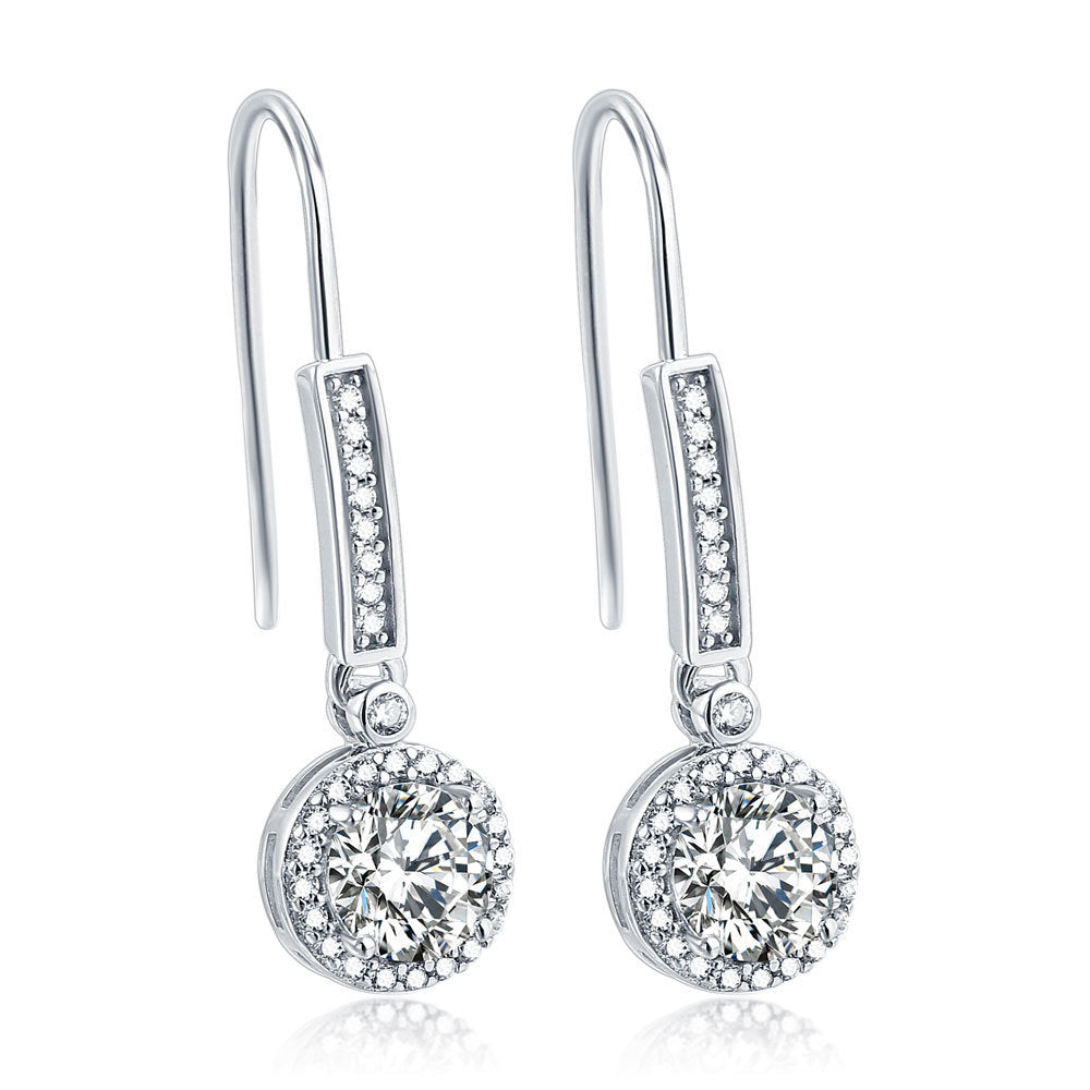 Damen Ohrstecker mit funkelnden Zirkonia und elegantem Design Shop Nory