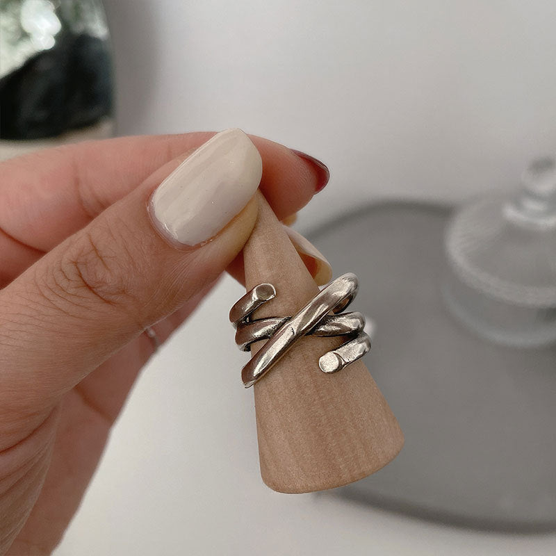 Damenring mit elegantem geflochtenem Design Shop Nory