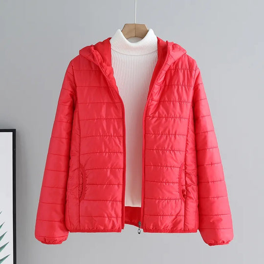 Damen leichte gesteppte Kapuzenjacke mit Thermoisolierung Shop Nory