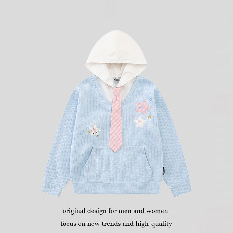 Damen Kapuzenpullover mit V‑Ausschnitt, angenähter Krawatten‑Applikation und Sternpatches Shop Nory