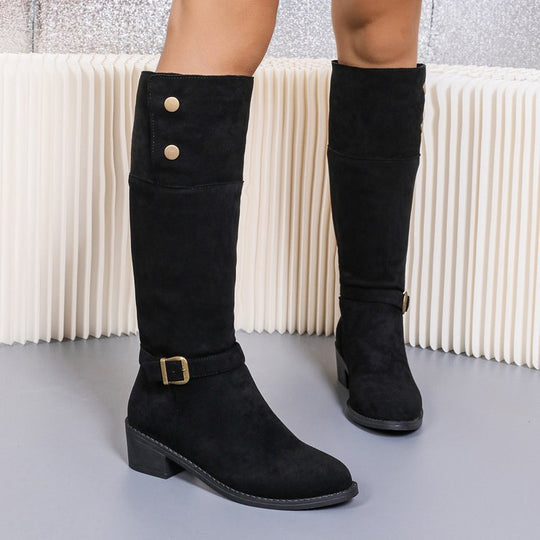 Damen kniehohe Velourslederstiefel mit niedrigem Blockabsatz und Zierriemen Shop Nory